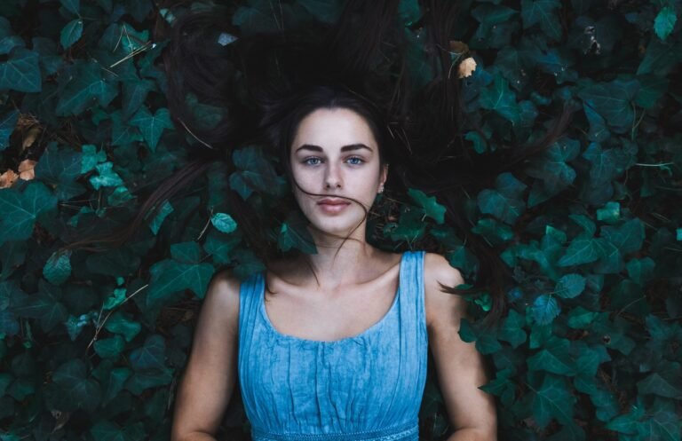 girl (1)