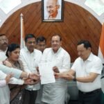 नेता प्रतिपक्ष यशपाल आर्य नें दिया मुख्यमंत्री को अल्टीमेटम। नेता प्रतिपक्ष यशपाल आर्य नें दिया मुख्यमंत्री को अल्टीमेटम।