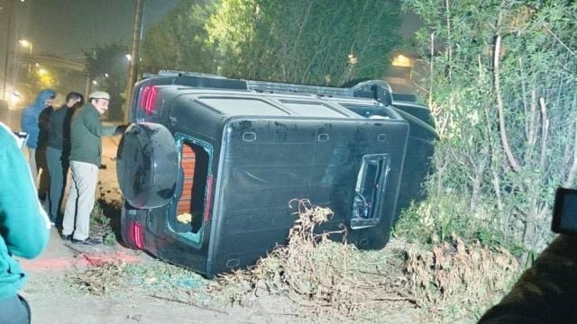 Delhi-accident-mercedes